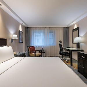 Annex Double Room soft drinks on the first only
